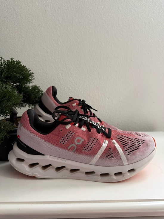 On Running Cloudsurfer Men size 11 Running Shoes — Coral red / white /Black
